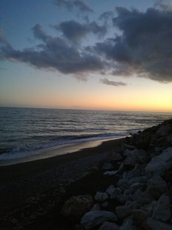 Calaceite Beach Apartment Torrox Ngoại thất bức ảnh